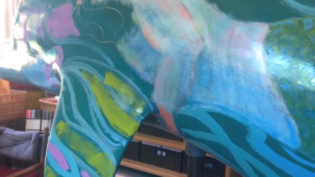 Painting a Dolphin - Medium.m4v